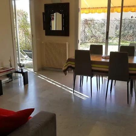 Le Belvedere Apartment *